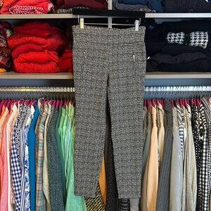 SOHO Apparel Ltd black/white woven skinny 2 zipper pockets pants size S